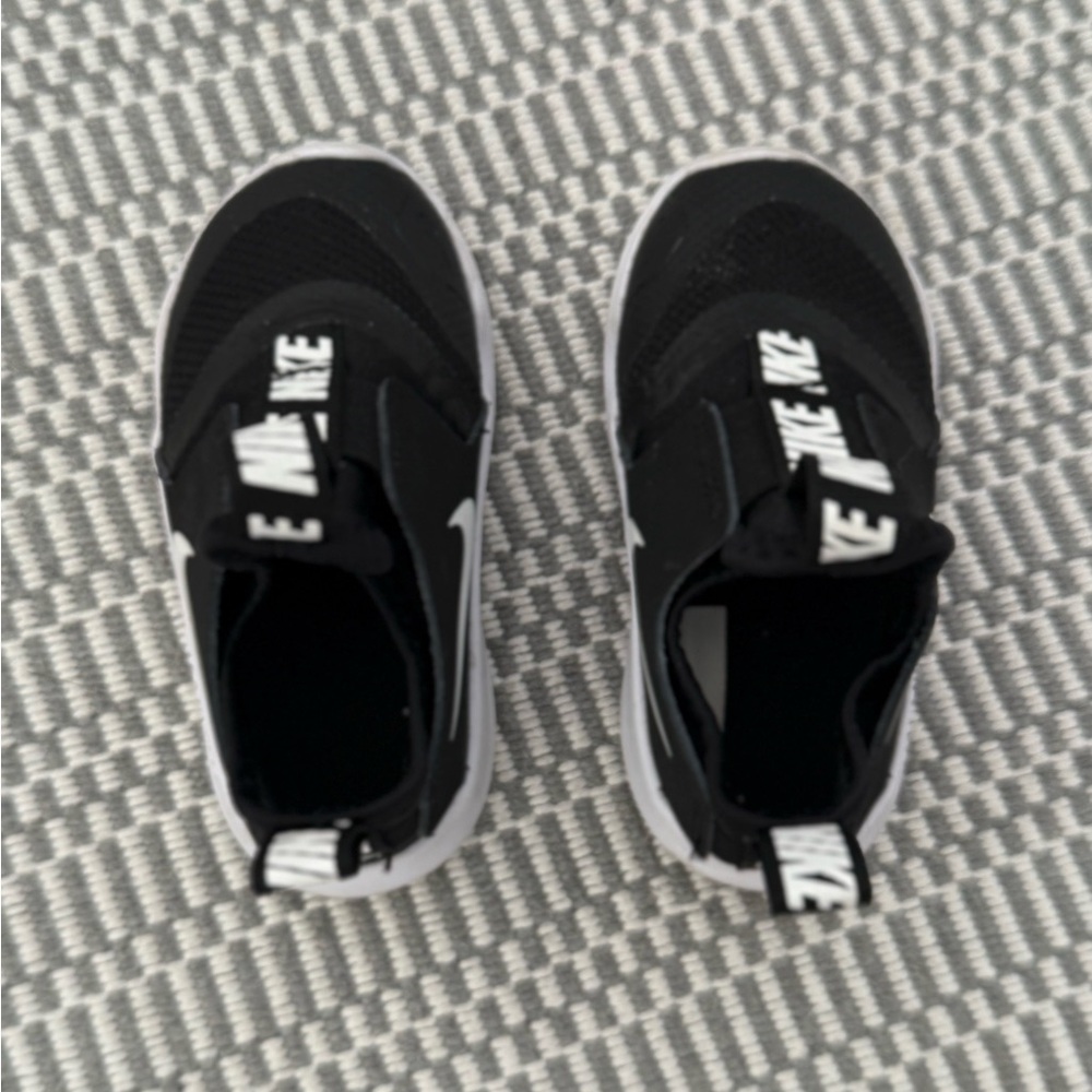 Baby girl sneakers